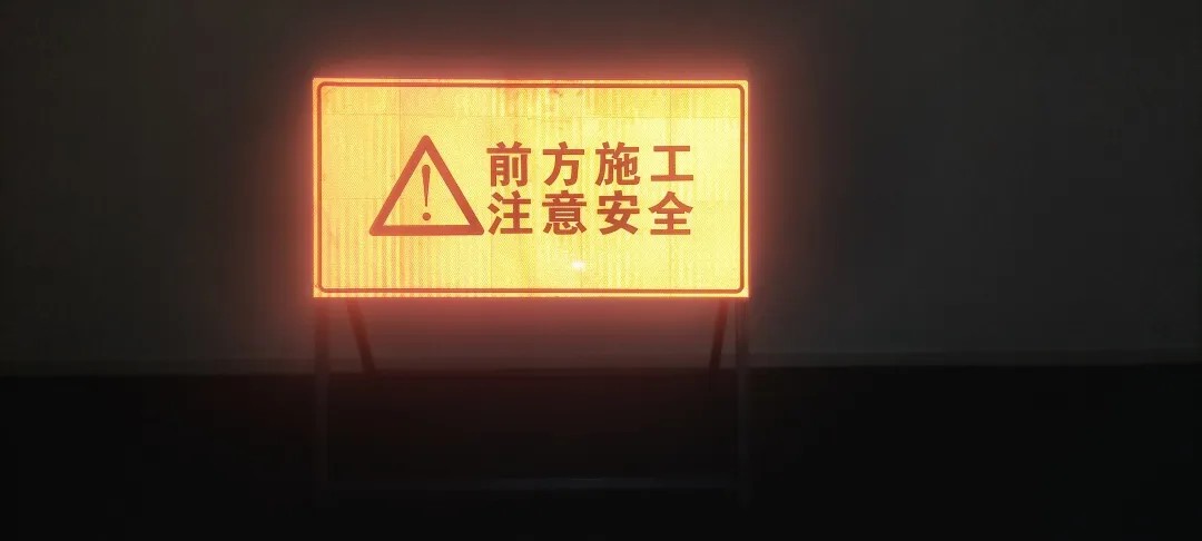 Ó«¹âÉ«·´¹âĤ4